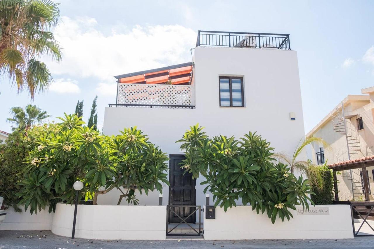Paphos Lighthouse View Villa מראה חיצוני תמונה