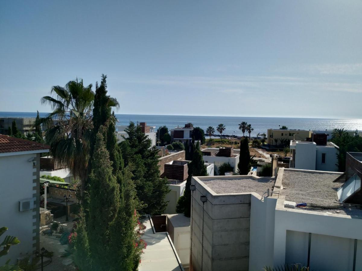 Paphos Lighthouse View Villa מראה חיצוני תמונה